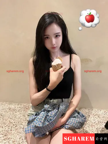 BingJiLing-冰激凌 【3702】 Profile Thumbnail Image