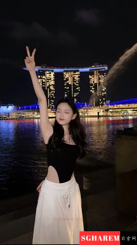 XiaoBuDing-小布丁 【3718】 Profile Thumbnail Image