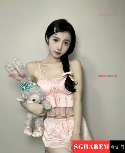 XiaoXiao-小小 【3922】 Profile Thumbnail Image