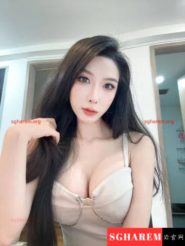 QīngQīng-晴晴 【3964】 Profile Thumbnail Image