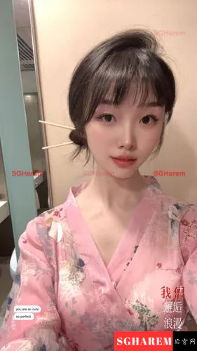 Qian Xue-千雪 【3972】 Profile Thumbnail Image