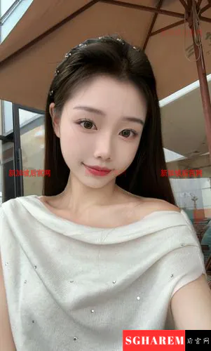 LiLi-黎黎 【3979】 Profile Thumbnail Image