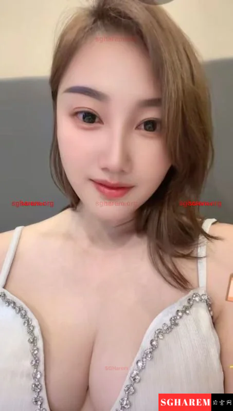 Yiyi-依依 【4030】 Profile Thumbnail Image