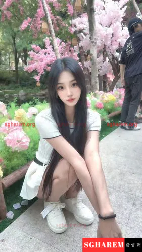XiaoShiJiu-小十九 【4035】 Profile Thumbnail Image