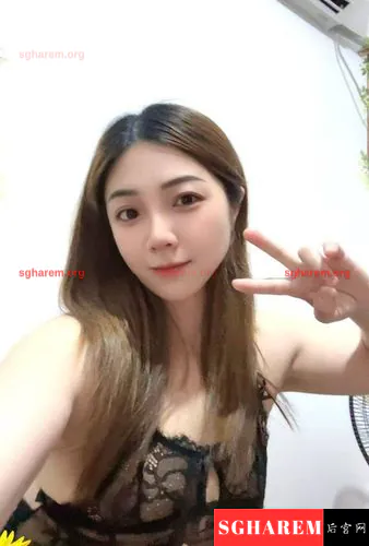 YiYi-依依 【4114】 Profile Thumbnail Image
